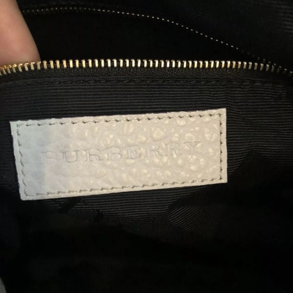 Burberry Dewsbury Check Embossed Tote White Ivory - Picture 11 of 16